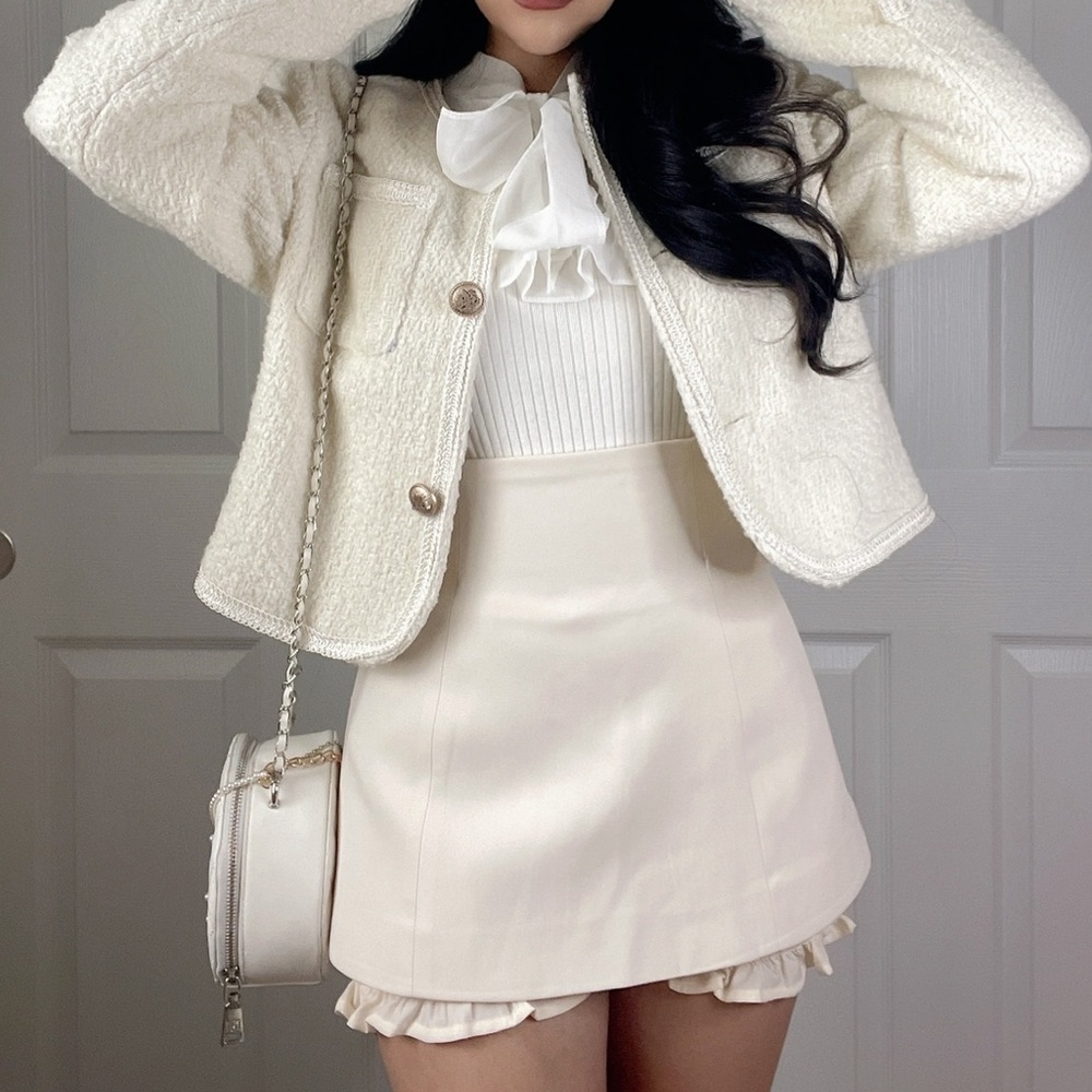 Creme skirt with bloomers - Picture 3 of 5